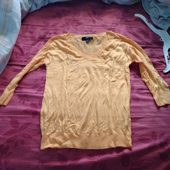 Yellow v neck sweater w/ 3/4 sleeves. NWOT