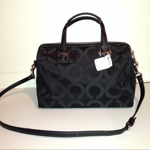 ❌SOLD❌NWT coach handbag with strap