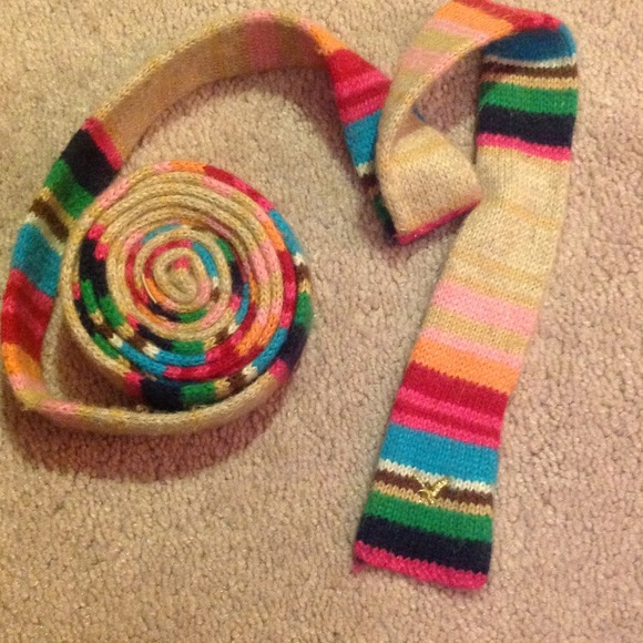 AE skinny scarf. Beautiful!