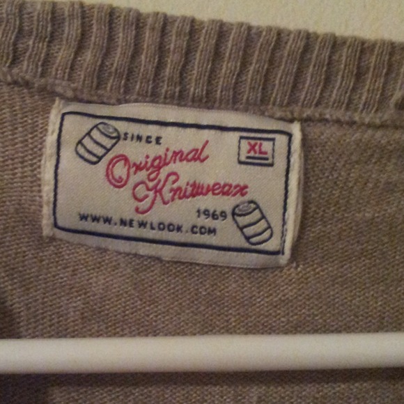 Sweater - Picture 3 of 3
