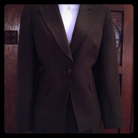 Business casual linen suit