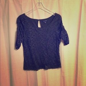 American eagle grey lace top