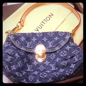 💯Authentic Louis Vuitton Denim Mini Pleaty