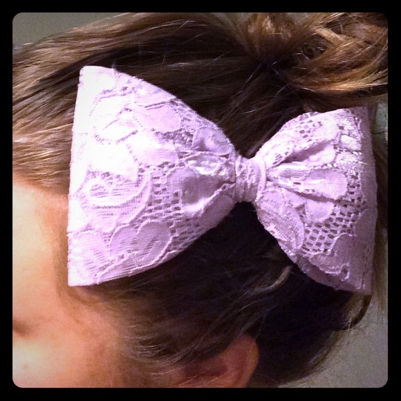 Purple bow head piece