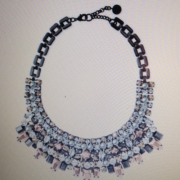 Stella and Dot Kahlo Bib