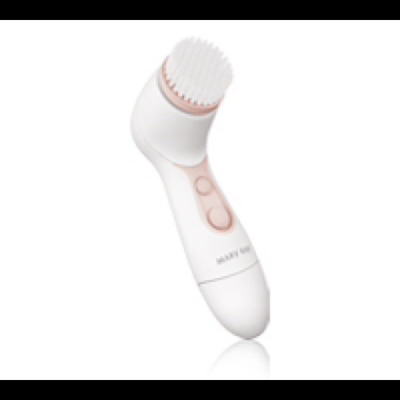 Mary Kay - Picture 2 of 4