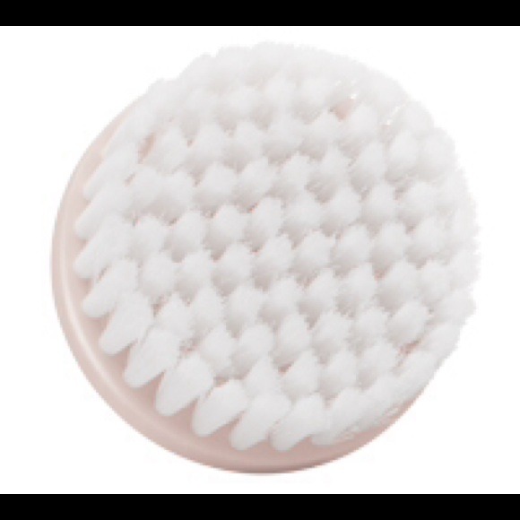 Mary Kay - Picture 3 of 4