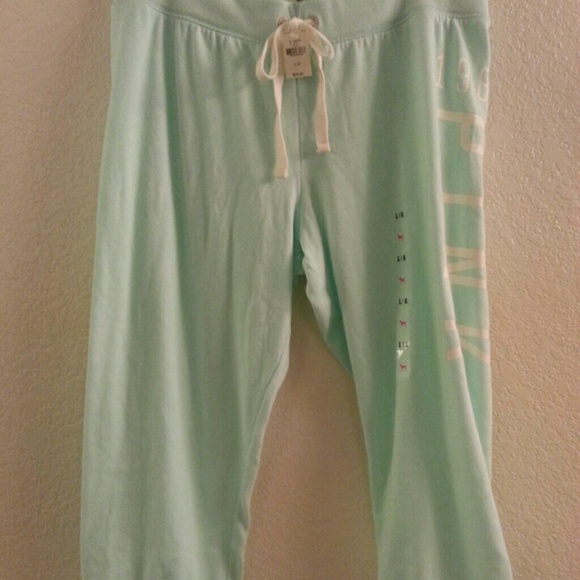 Victoria's Secret PINK crop sweats