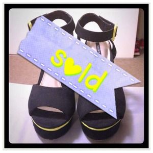 Black and yellow wedges from Forever 21!!
