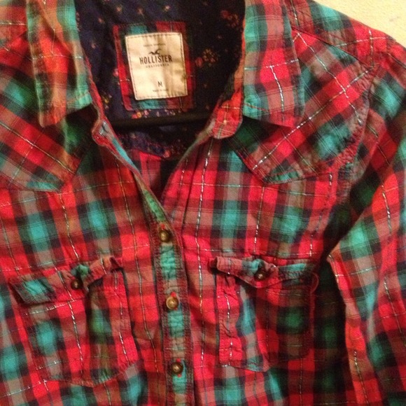 REDUCED!Long sleeve plaid Hollister shirt like new