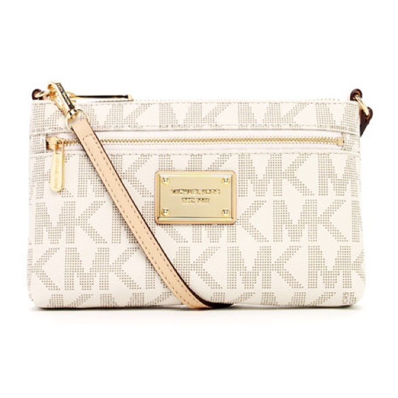 ❌SOLD❌MK Jet Set LG Wristlet/Cosmetic bag