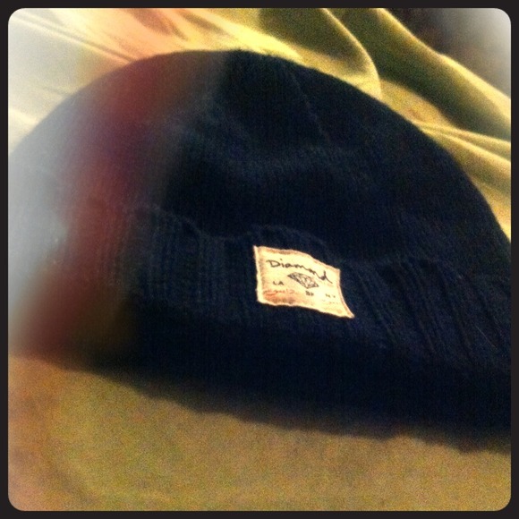 Black diamond beanie