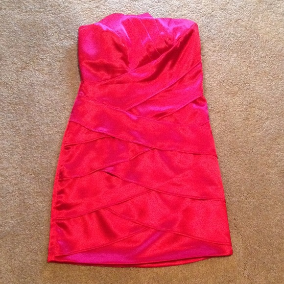 Show off your HOT Pink Curves!