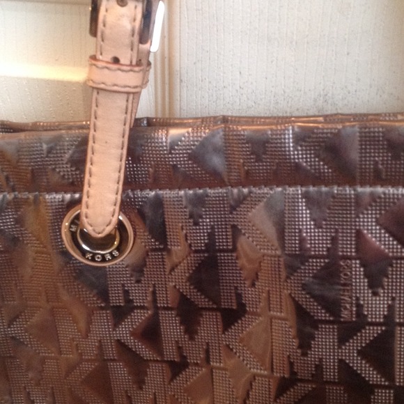 Handbag - Picture 2 of 4