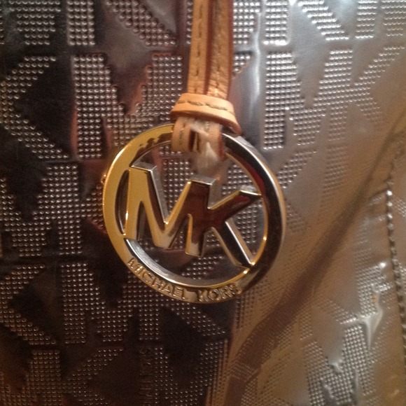 Handbag - Picture 4 of 4