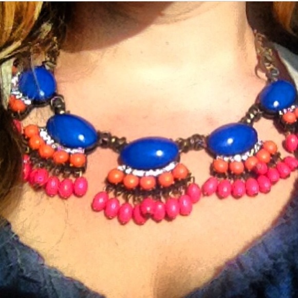 Jewelry - 🚨FLASH SALE🚨J.Crew inspired Fan Fringe Necklace