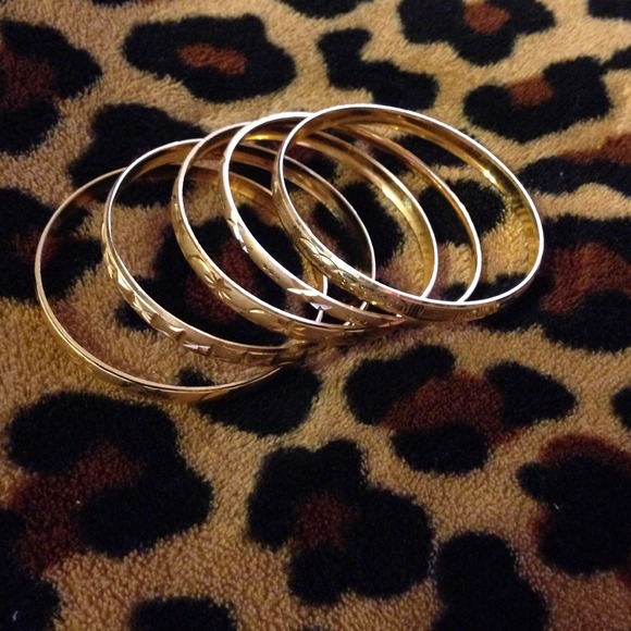 Bangle braclets