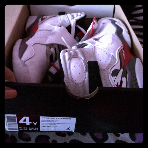 Jordan retro 8s