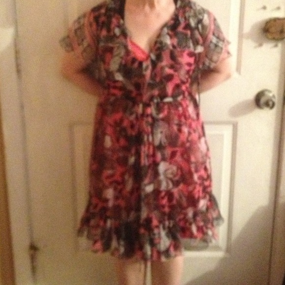 Gorgeous floral print Jessica Simpson dress