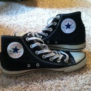 BUNDLE 🚫Unisex converse high tops