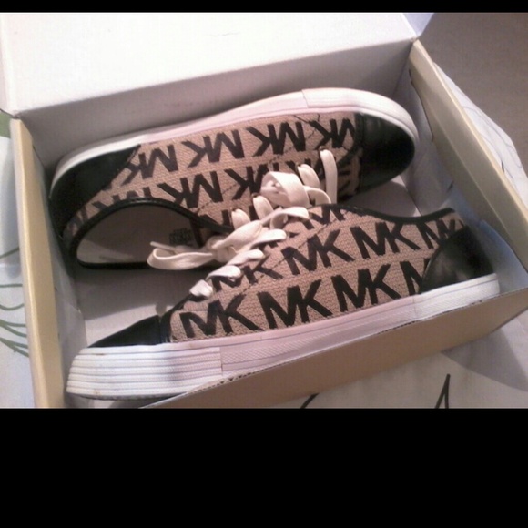Mk sneakers price reduced