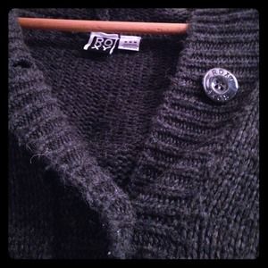 Roxy Charcoal Gray Sweater!
