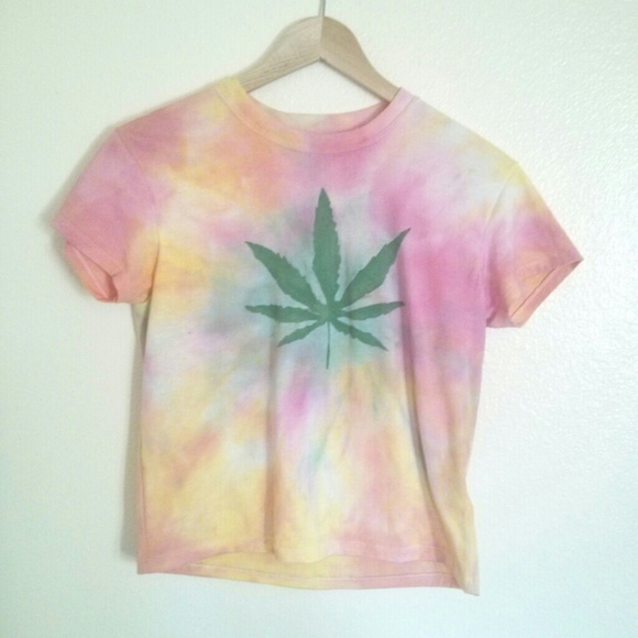 ❌SOLD❌Handmade cannabis maryjane weed tie dyed top
