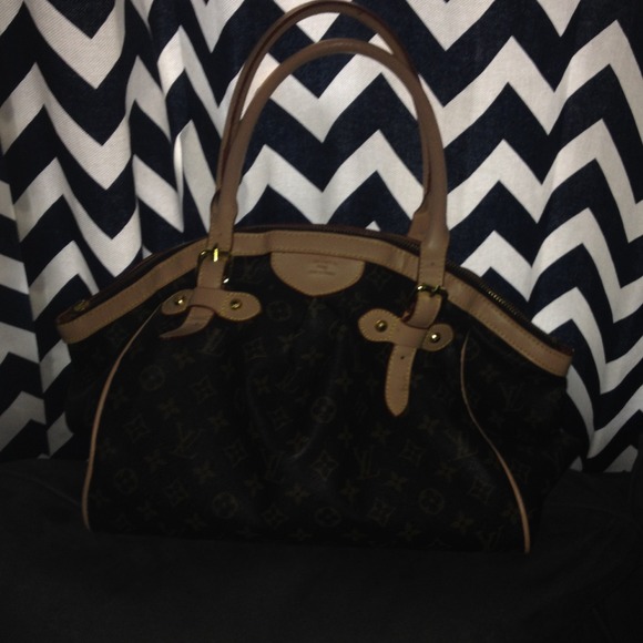 Louis Vuitton purse