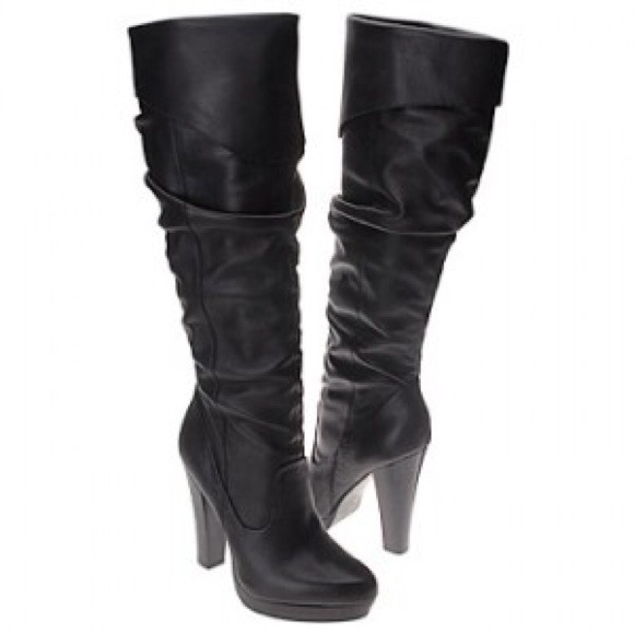 Jessica Simpson Boots - Picture 2 of 3