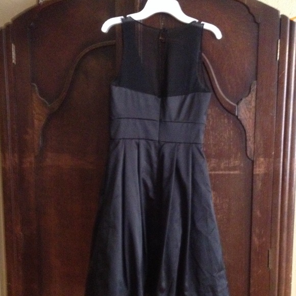 Make reasonable offer. WhiteHouseBlackMarket Dress - Picture 2 of 4