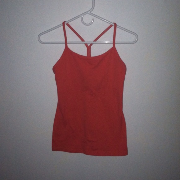 Bundle with north face jacket and power y tank