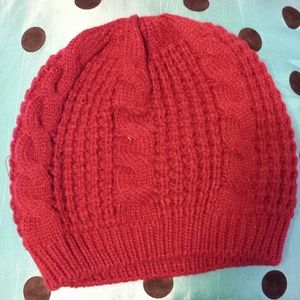 Beanie- burgundy, Cotton On
