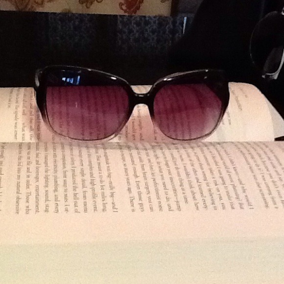Sunglasses - Picture 3 of 3