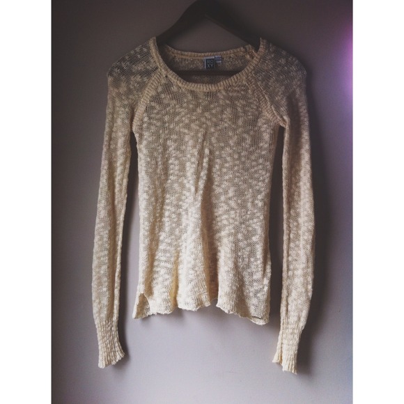 SOLD. cute sweater.