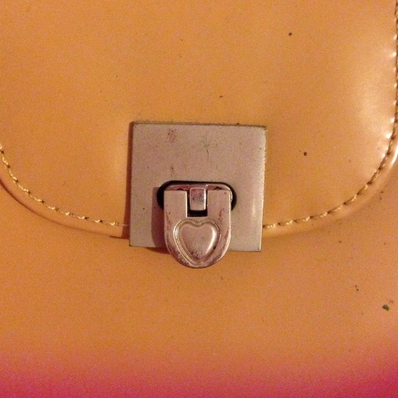 Beige Purse - Picture 2 of 4