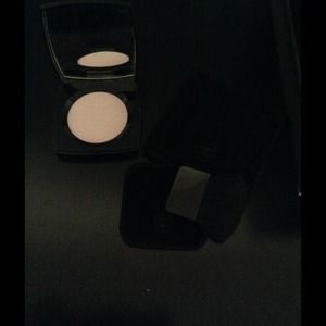 Chanel powder 30 rosee poudre douce