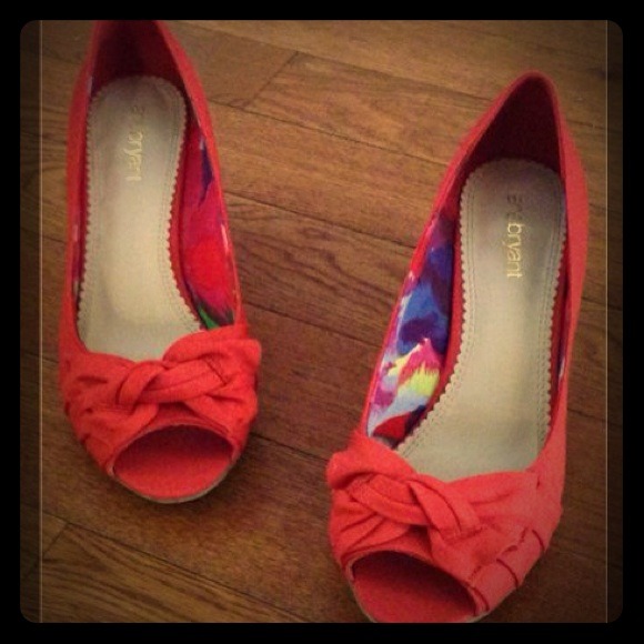 Coral 3" Wedge/NEW