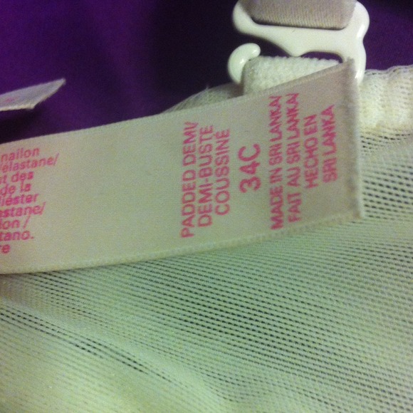 VICTORIAS SECRET BRA - Picture 4 of 4