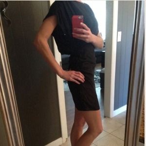 Elizabeth & James Dress✨💯% Silk✨