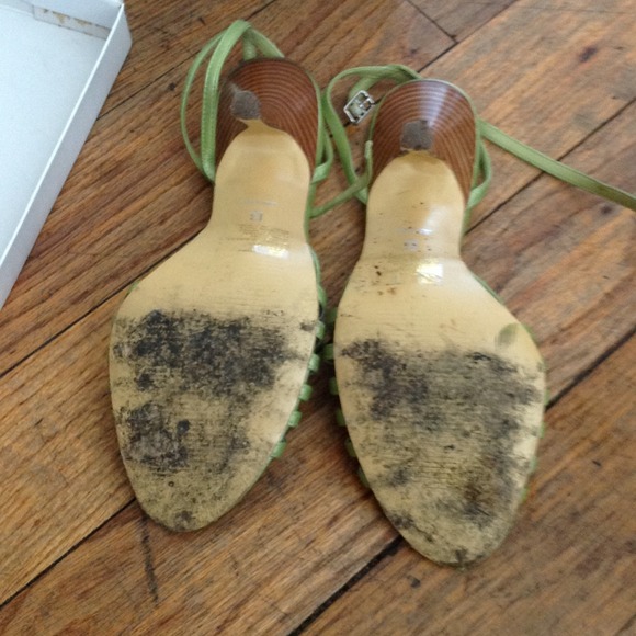 Green strappies - Picture 2 of 4