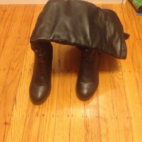 Boots - Picture 2 of 2