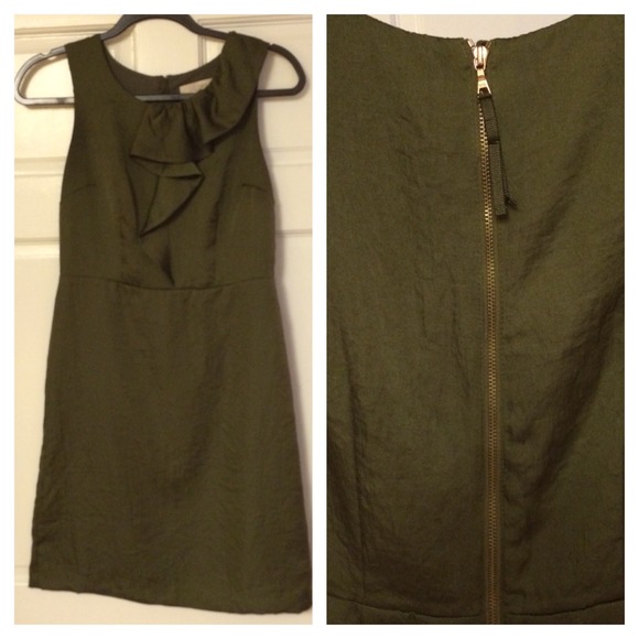 🔴SOLD🔴Loft Green Ruffle Dress - Picture 2 of 4
