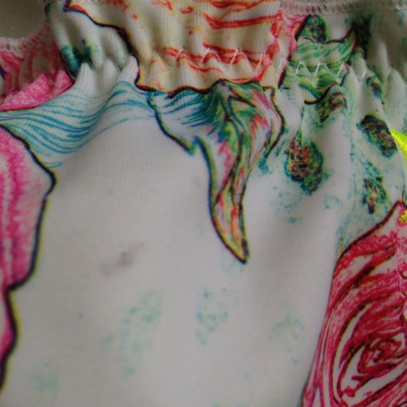 🔴not available. Hurley bikini.cute. - Picture 3 of 4