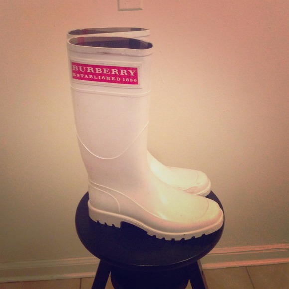 Burberry rainboots