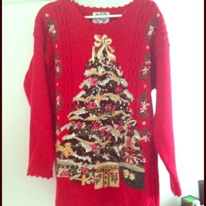 UGLY CHRISTMAS SWEATER! 🎅🎄