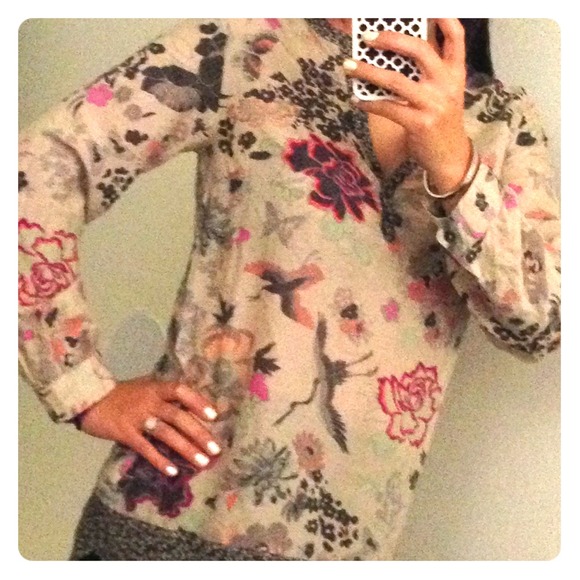 Long sleeve floral top