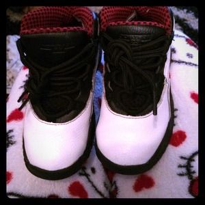 Jordan retro 10 tod size 9c $30 via pp