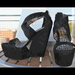 Jessica Simpson Sasa Platform Black Wedges 9