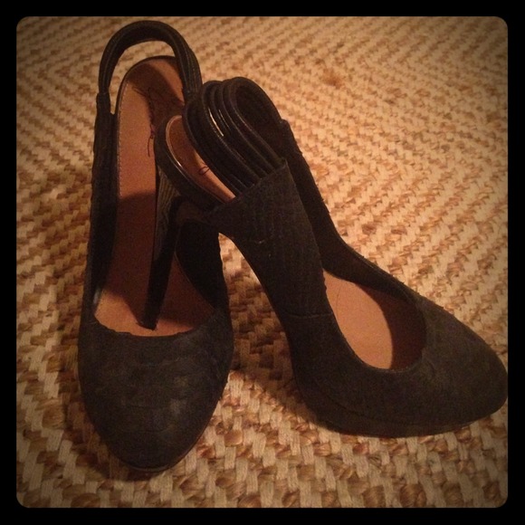 ✨Price Reduced✨Badgley Mischka Snake Skin Heels - Picture 1 of 4