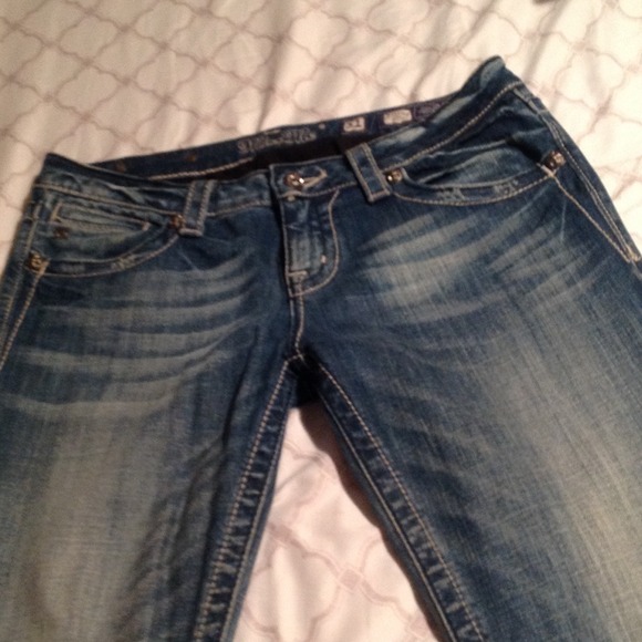 Sold - Picture 4 of 4